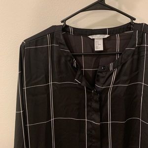 H&M button down blouse